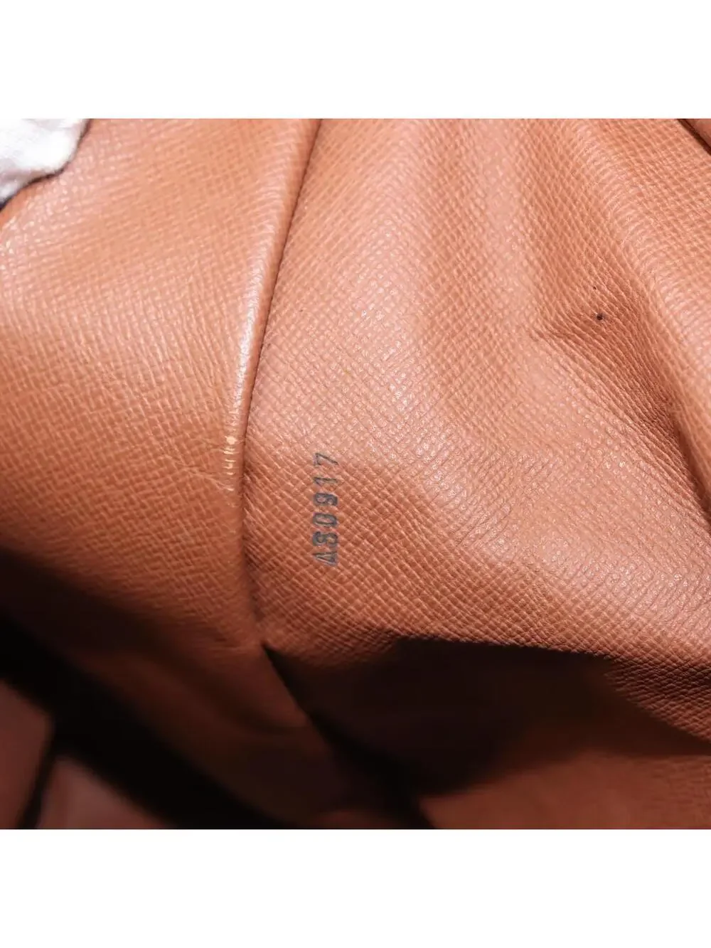 Louis Vuitton Boulogne 35 Shoulder Bag #344346L54B
